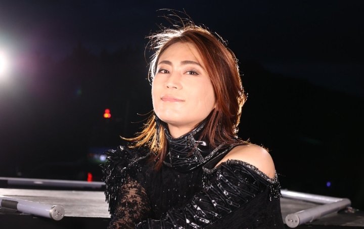 氷川きよしの胸が大きくなった！豊胸手術？ホルモン注射？調べてみた